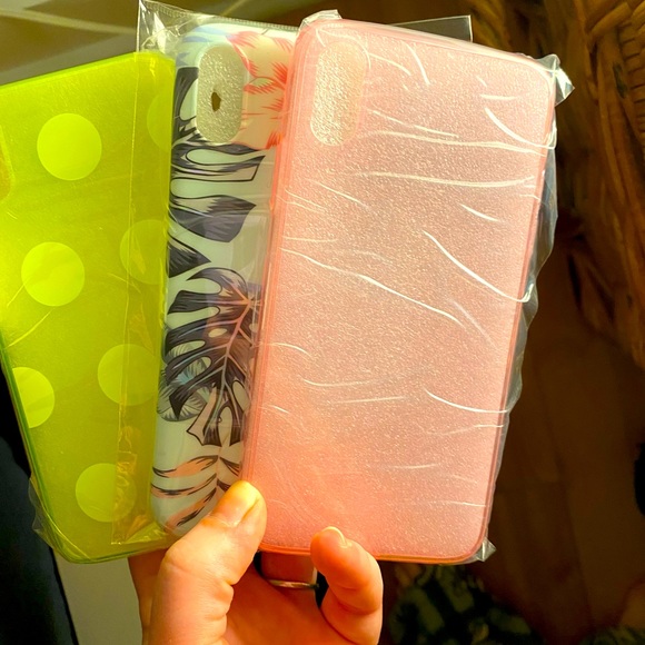 IPHONE XR cases (pack of 3) - Picture 1 of 2